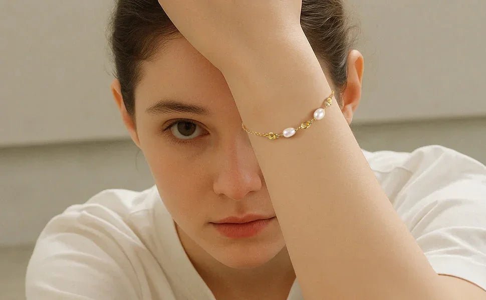 15 Mother’s Day Jewelry Gifts She’ll Absolutely Love - Molenia Jewelry