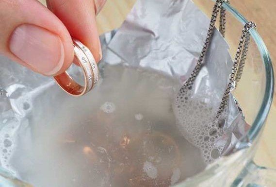 clean jewelry at home