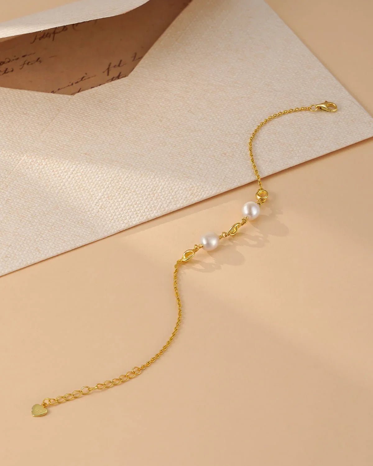 Pearl Bracelet - Molenia Jewelry