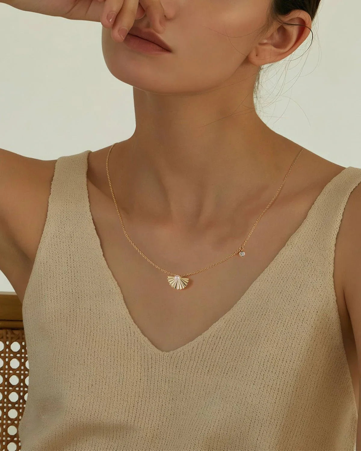 elegant gold necklace for women