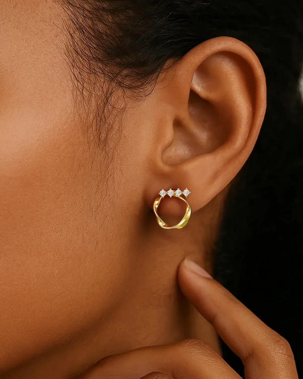 gold earrings for women