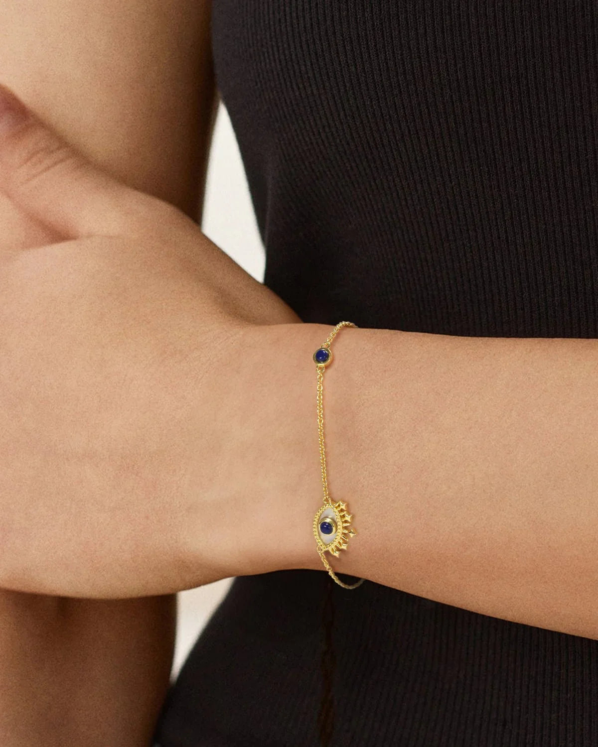 shop women's bracelets