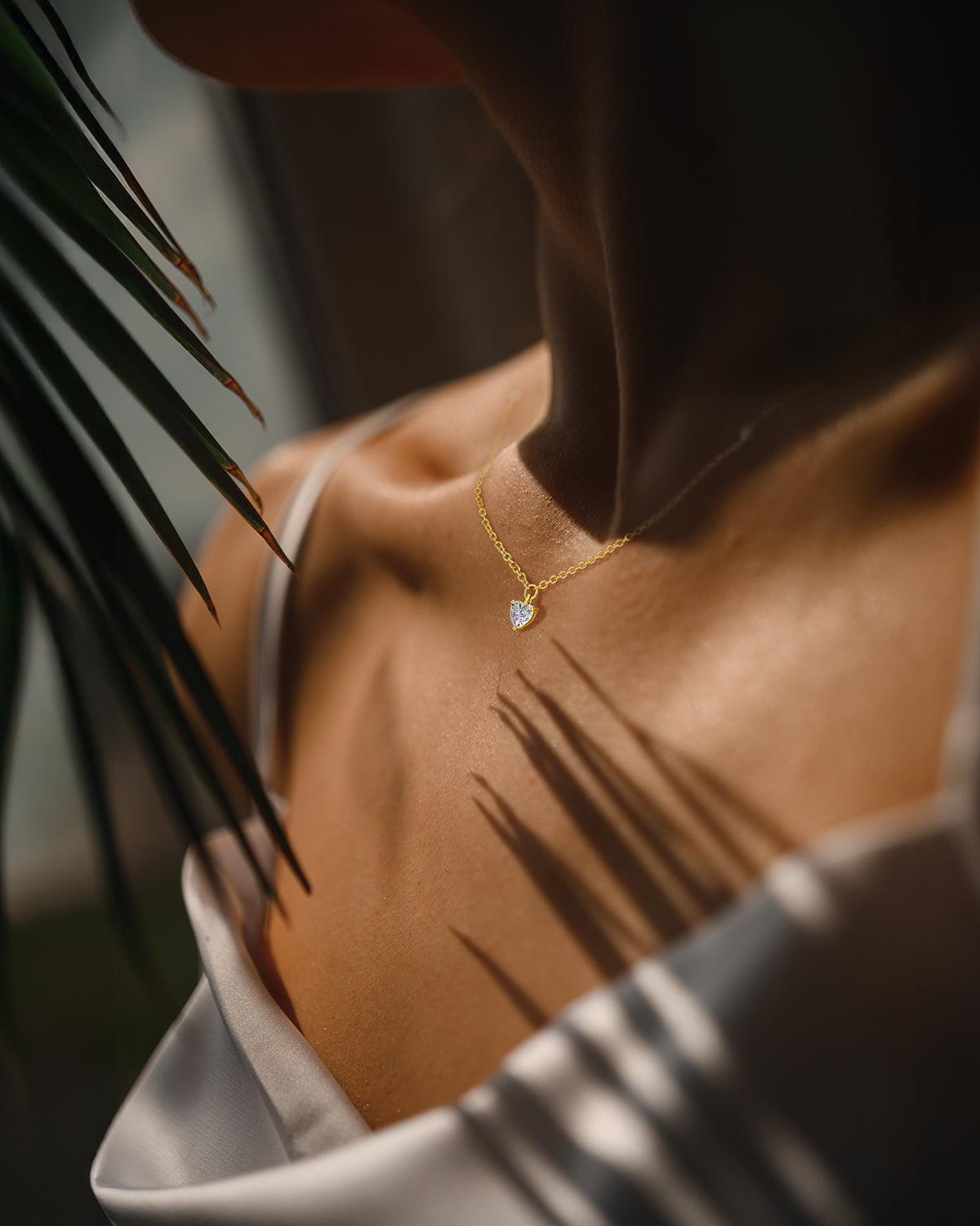 Molenia Heart Shaped White Diamond Necklace - Molenia Jewelry