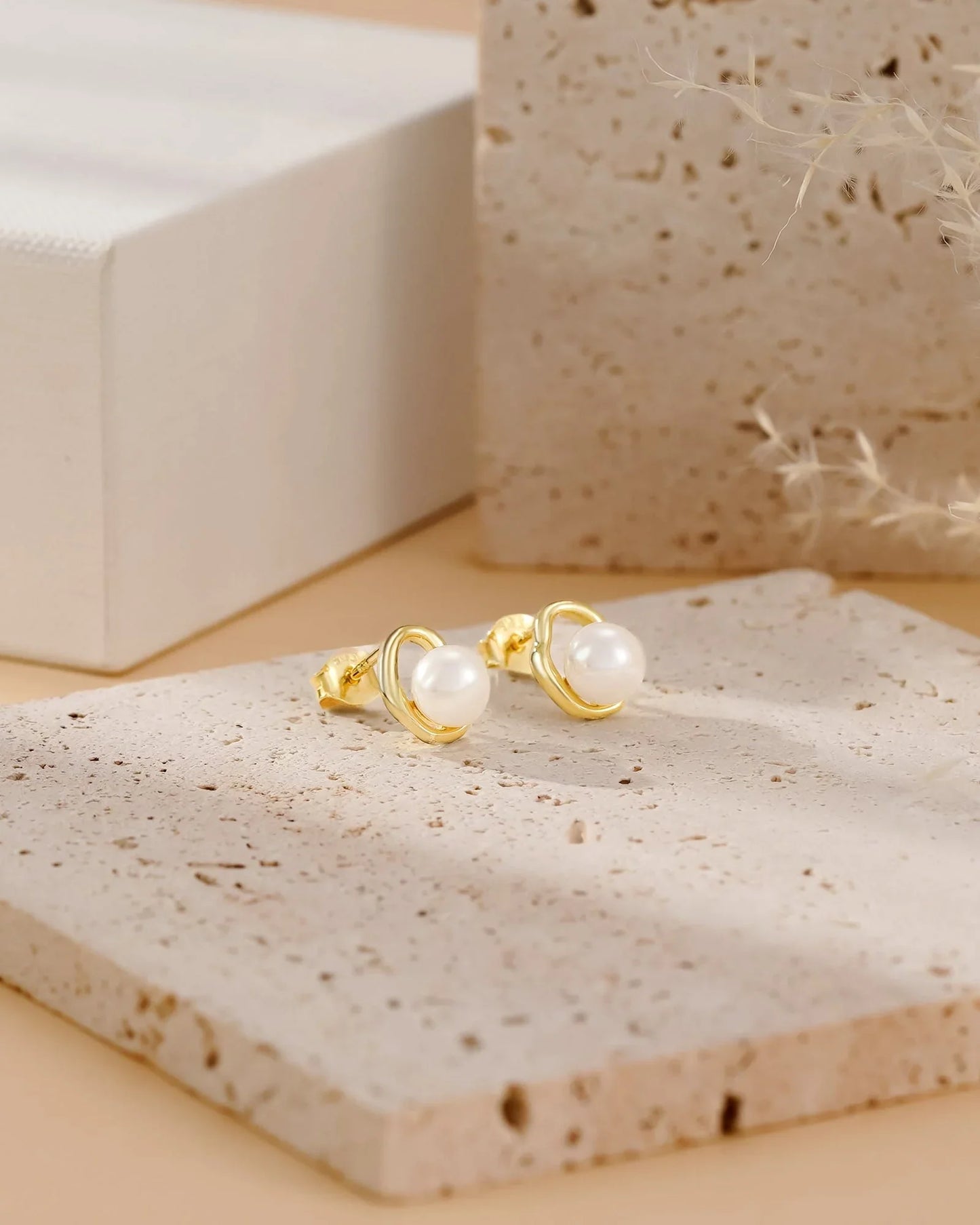 hypoallergenic earrings