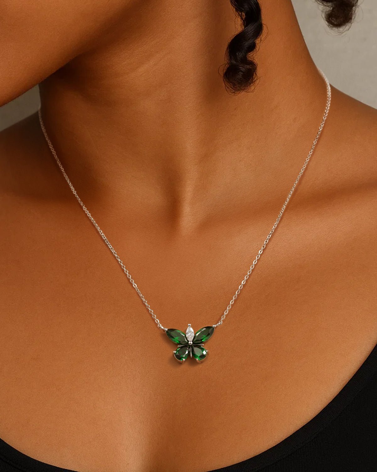 emerald necklace for her